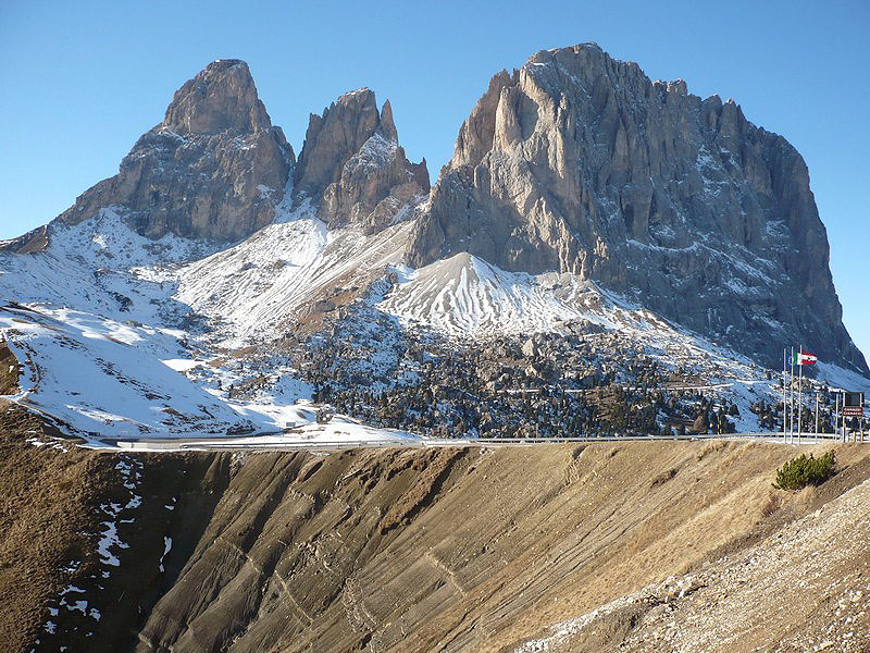 Alpinista muore su Sassolungo. 3^ vittima in 3 giorni in Alto Adige ...